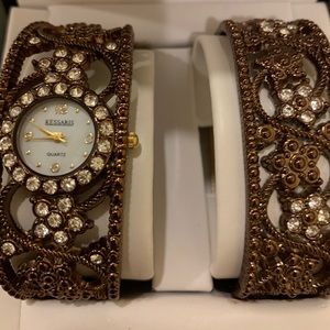 Kessaris Vintgage Style watch. & Brachlet